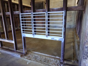 03 ゾウ舎寝室檻